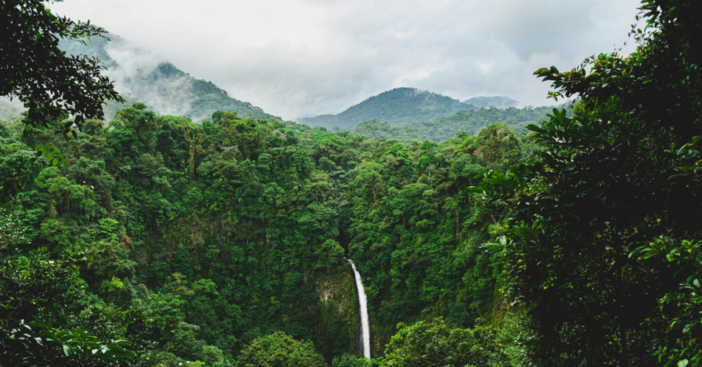 Travel Guide to Costa Rica